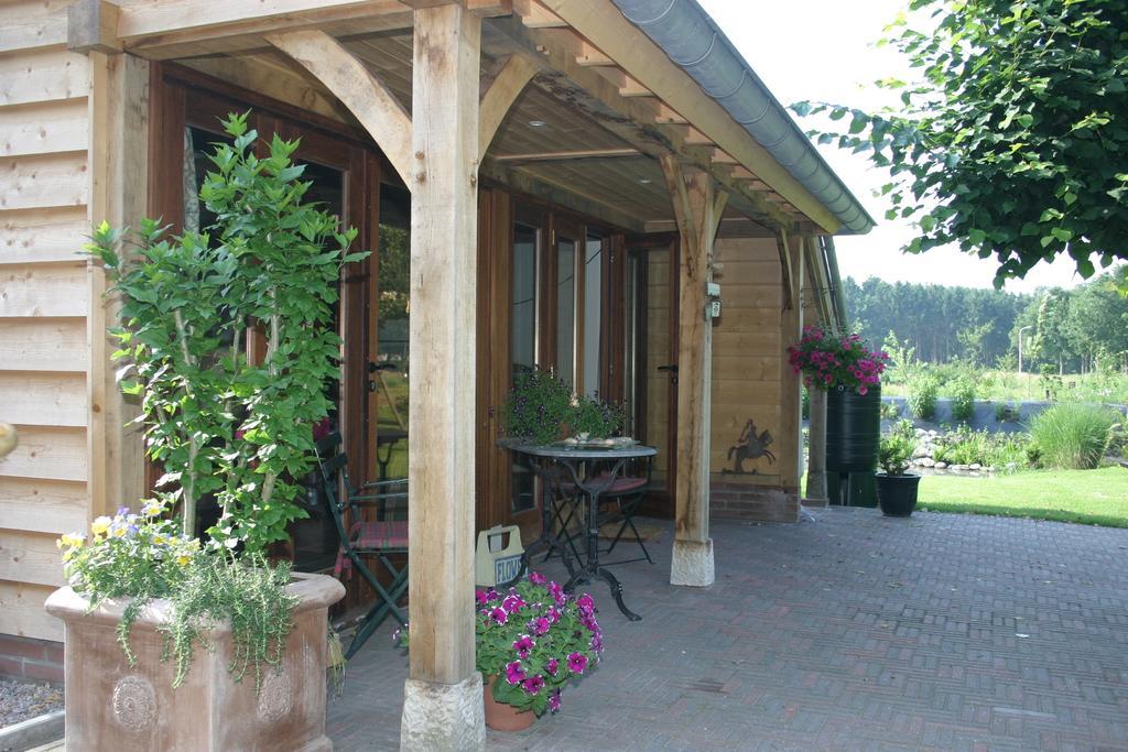 Bed&Breakfast 'T Eikeltje Hollandscheveld Εξωτερικό φωτογραφία